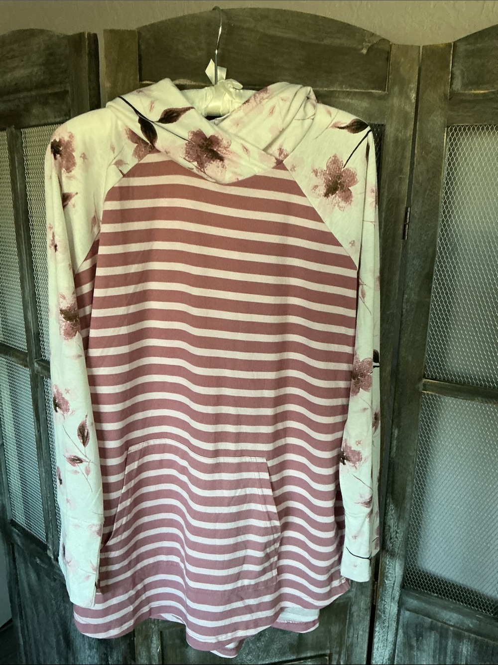 LuLaRoe Amber style hoodie